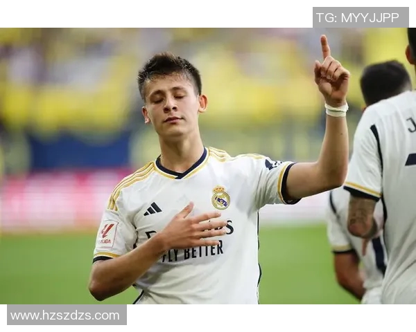 欧洲足坛群星竞技盘点哪些足球巨星在赛场上大放异彩